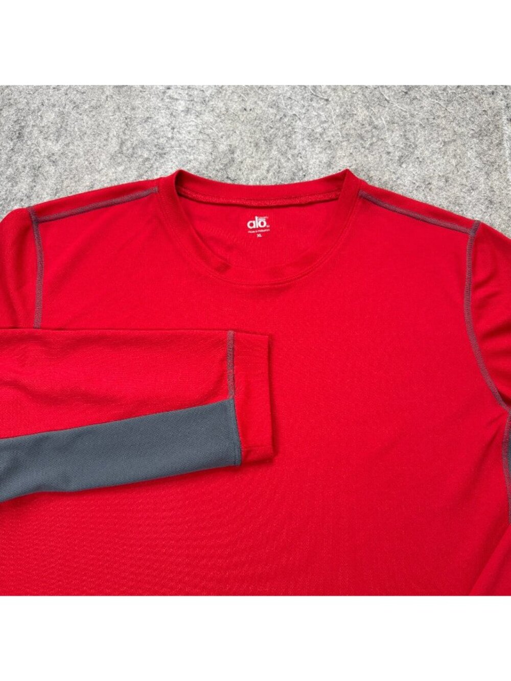 ALO Yoga Shirt Men XL Red Gray Long Sleeve Colorblock Crew Neck CoolFit